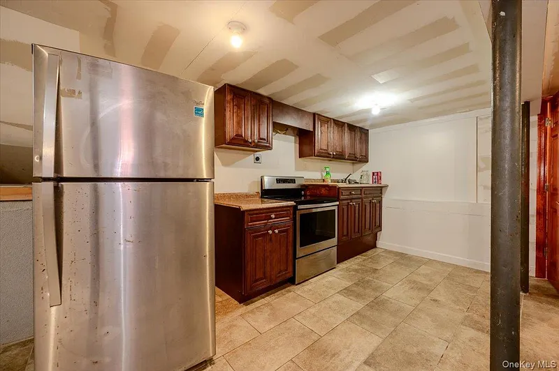 2664 Grayson Drive Photo 17