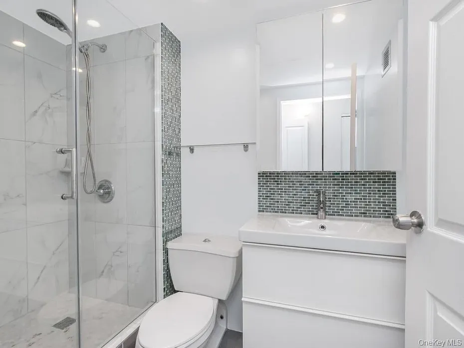 777 N Macquesten Parkway  #203 Photo 14