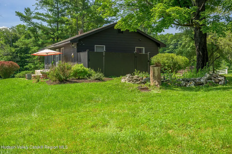 158 Bristol Road Photo 49