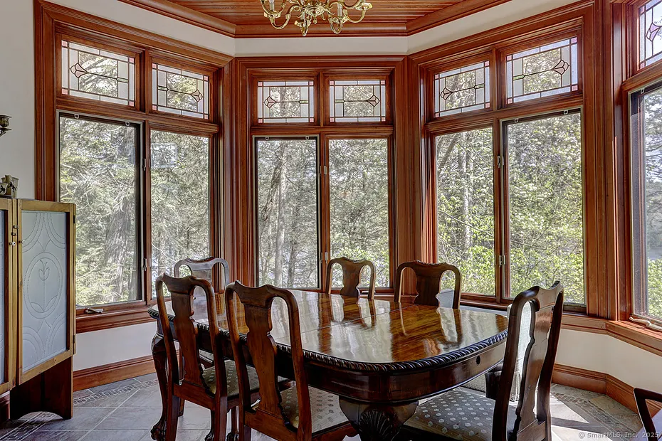 152 Tower Hill Road Photo 12