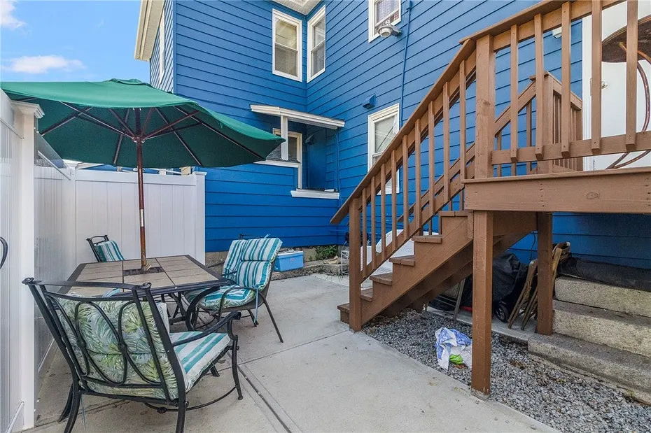 681 Providence Street Photo 42