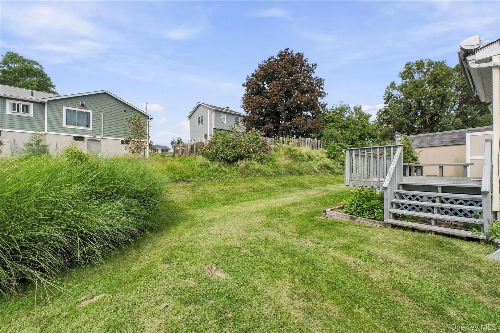 1069 Wolcott Avenue Photo 36