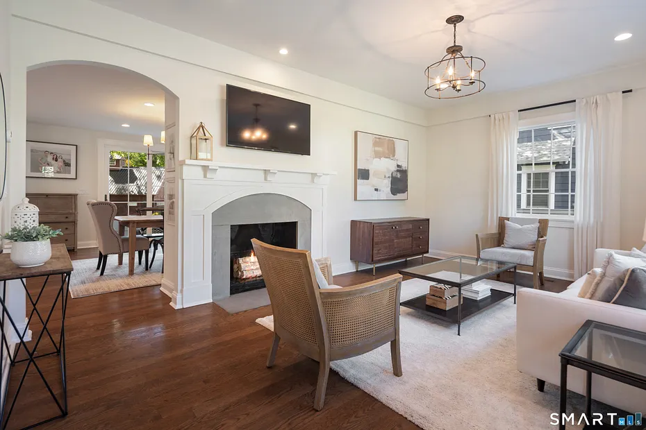 11 Highland Avenue Photo 6
