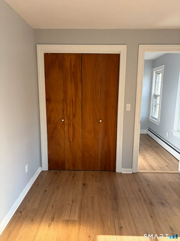 323 Saybrook Road Photo 4