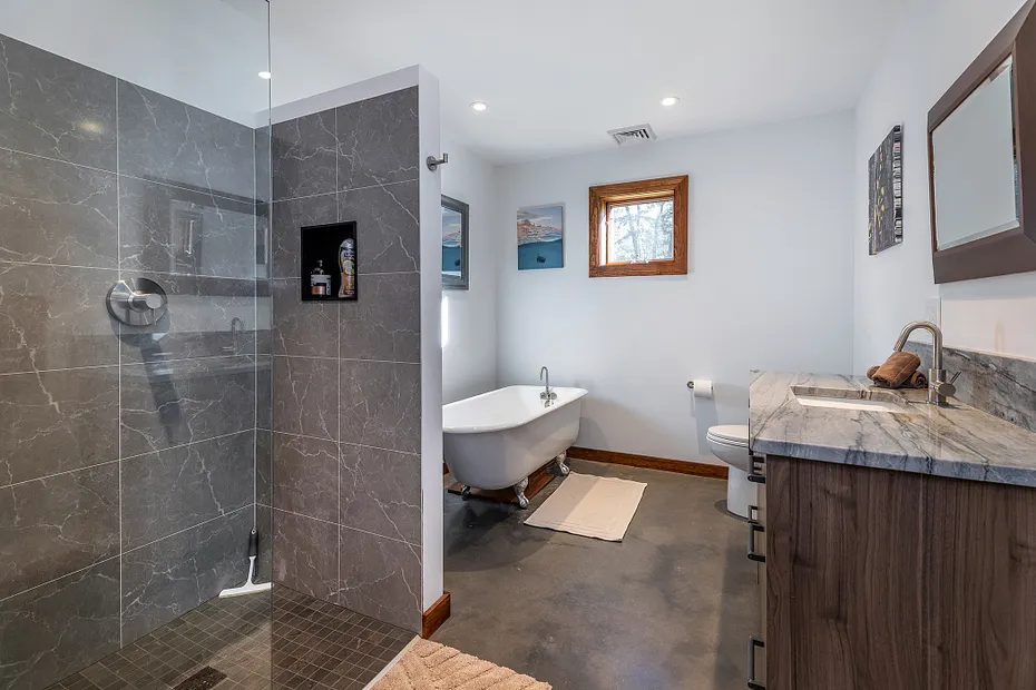 6 Kubish Road Photo 18