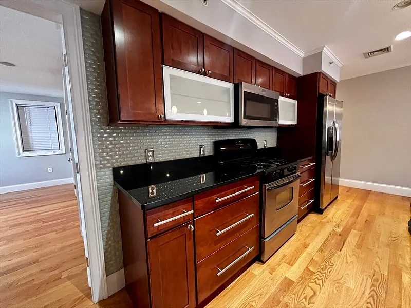 24 Mitchell Street  #1 Photo 6