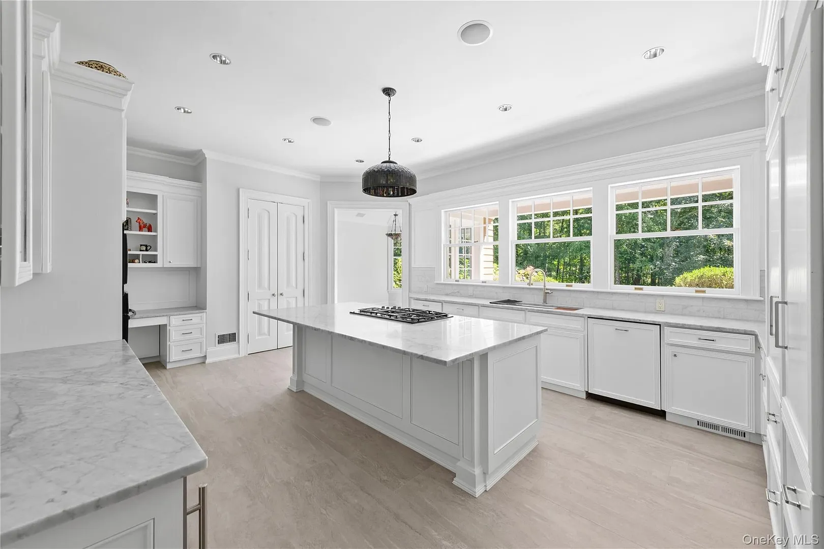 284 W Patent Road Photo 6