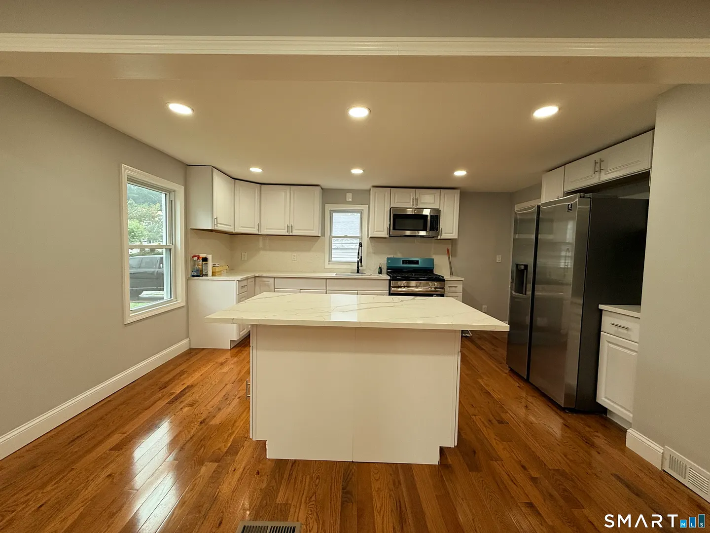 62 Mowry Avenue Photo 16