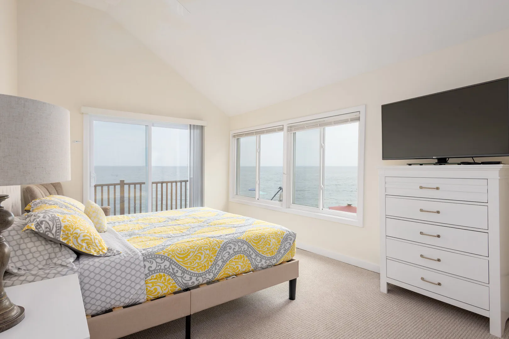 989 Fairfield Beach Road Photo 12