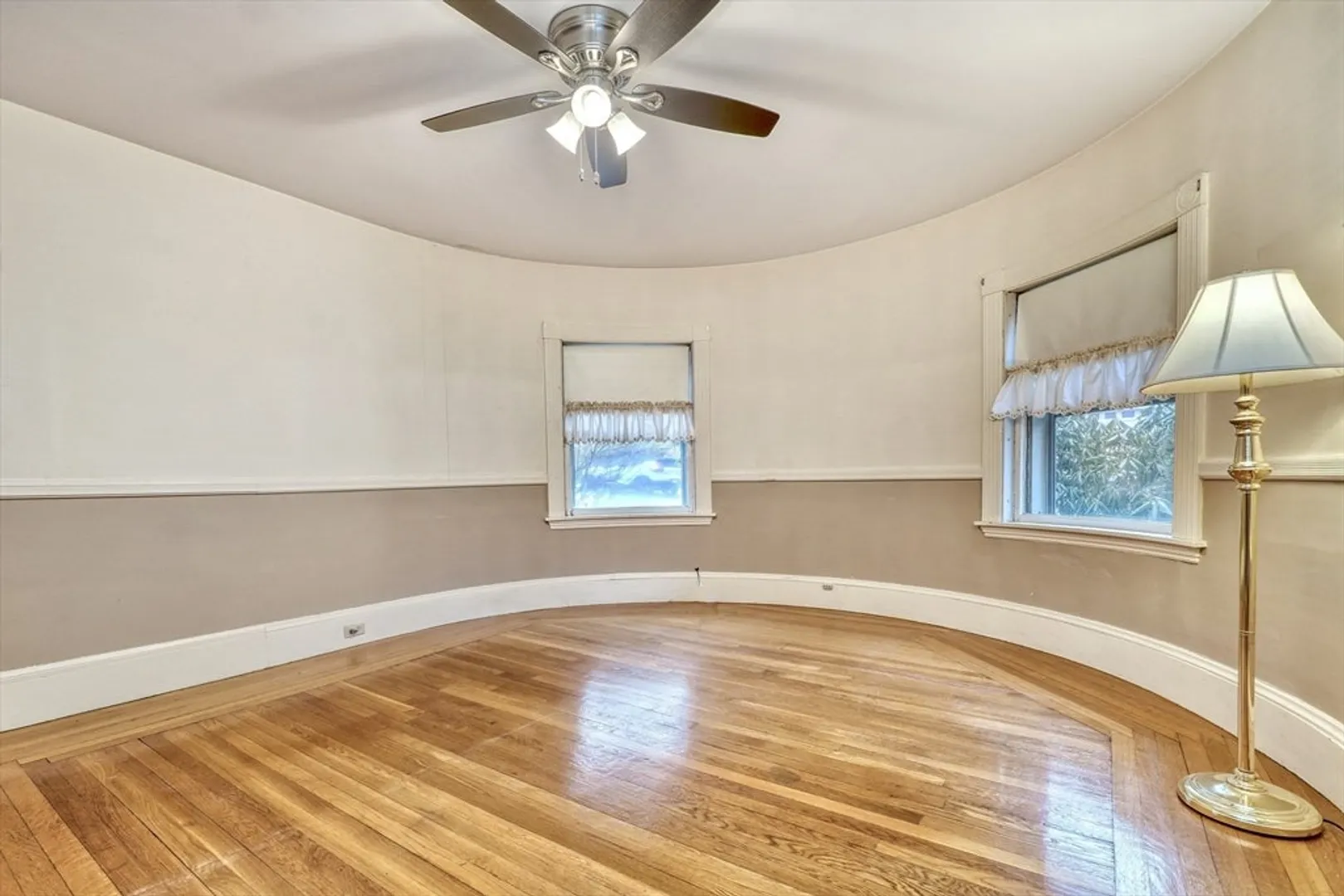 37 Glenwood Ave Photo 8