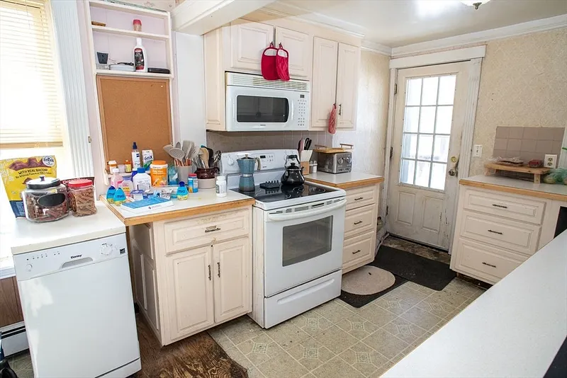 7 Leamy St Photo 37