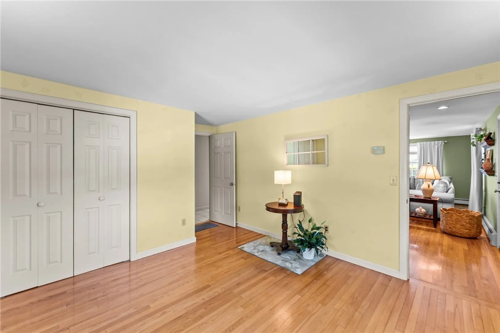 14 Wolcott Avenue Photo 23