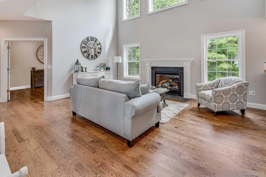 1 Deerwood Drive Photo 4