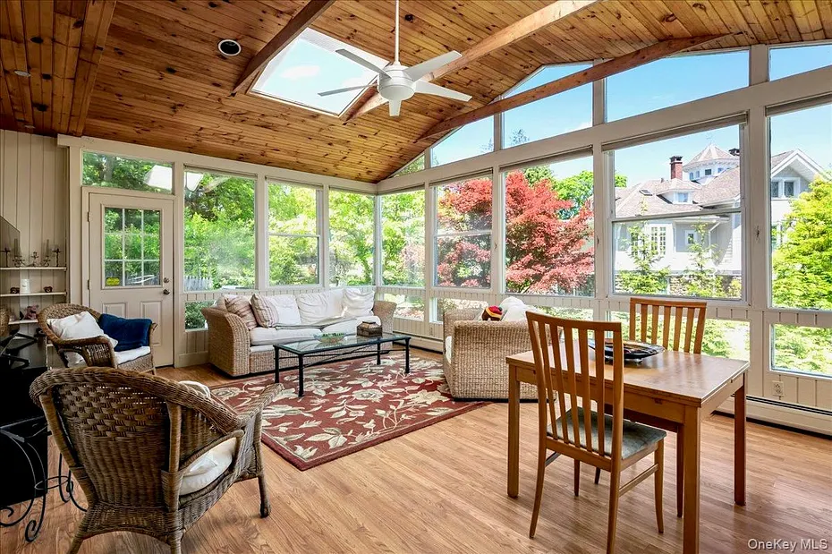 9 Salisbury Place Photo 14