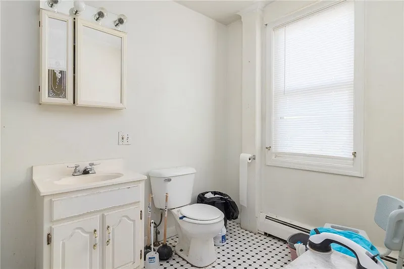 681 Providence Street Photo 17