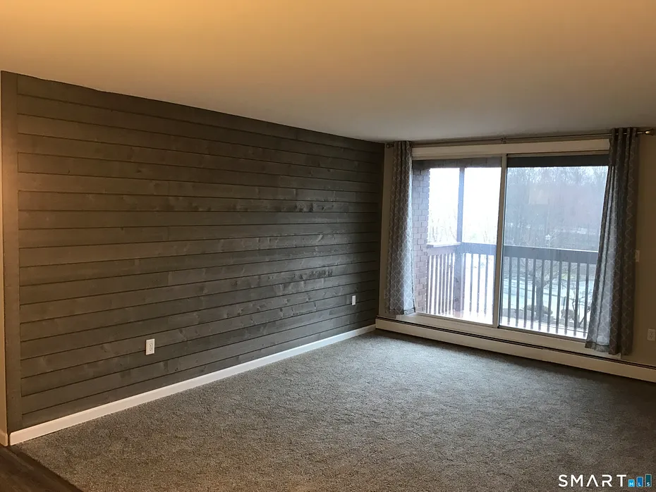 1218 Cromwell Hills Drive #1218 Photo 3