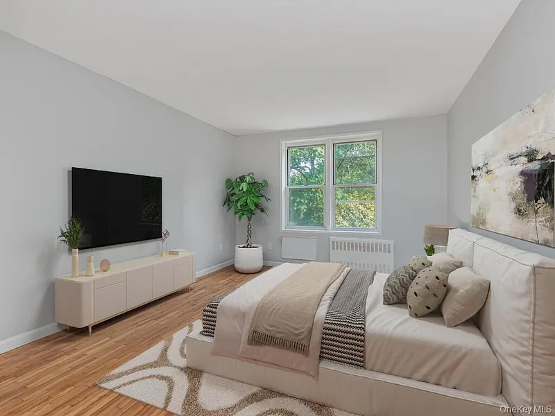 6535 Broadway  #3F Photo 4