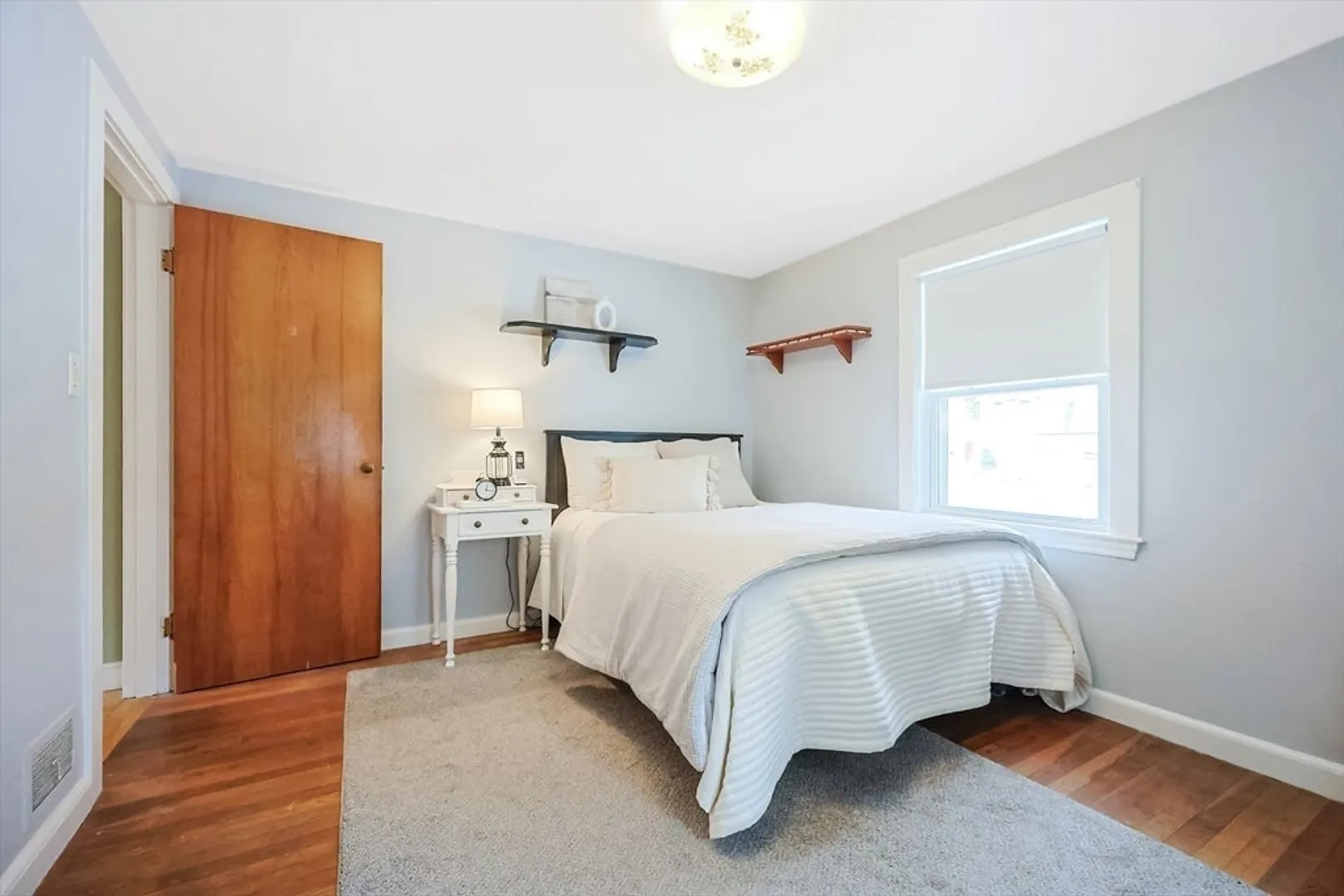 398 High Rock Street Photo 9