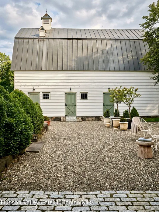 47 White Bridge Road Photo 69