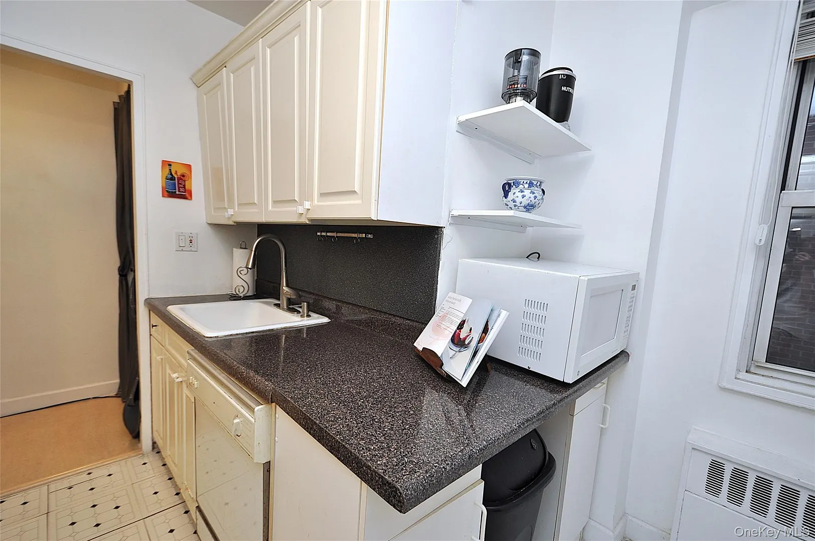 230 Garth Road  #3B1 Photo 14