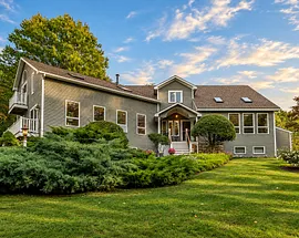 12 Loormann Lane