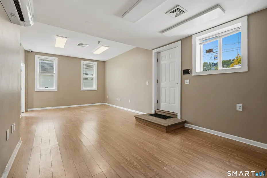 34 Clifton Avenue Photo 5