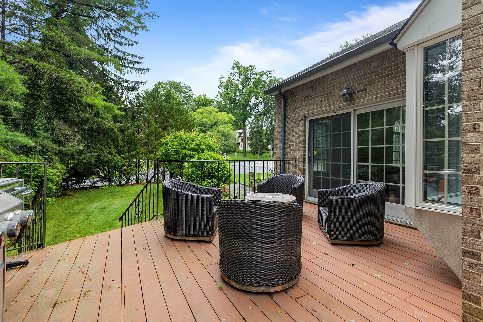 191 Beechmont Drive Photo 43