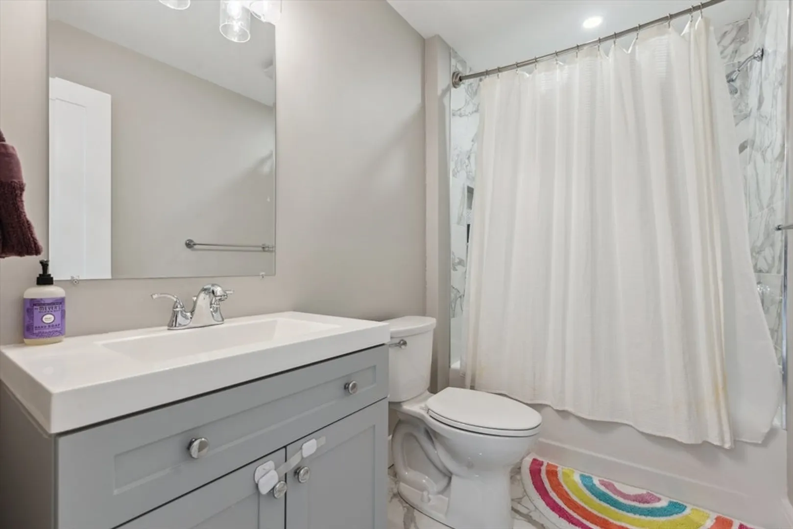 16 Crown Road Photo 36