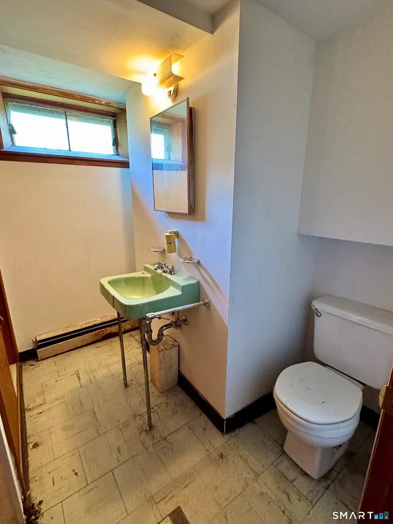 5 Highland Road Photo 22