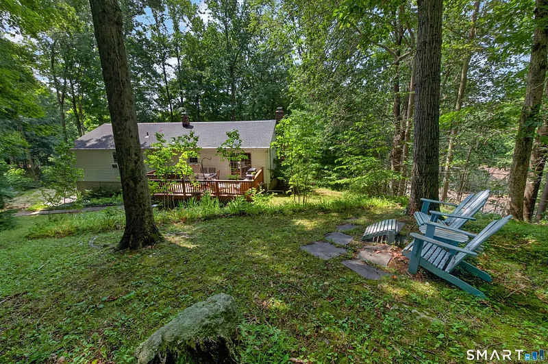 123 Janeway Drive Photo 5