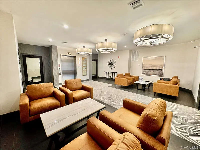 306 Bluestone Court  #104 Photo 2