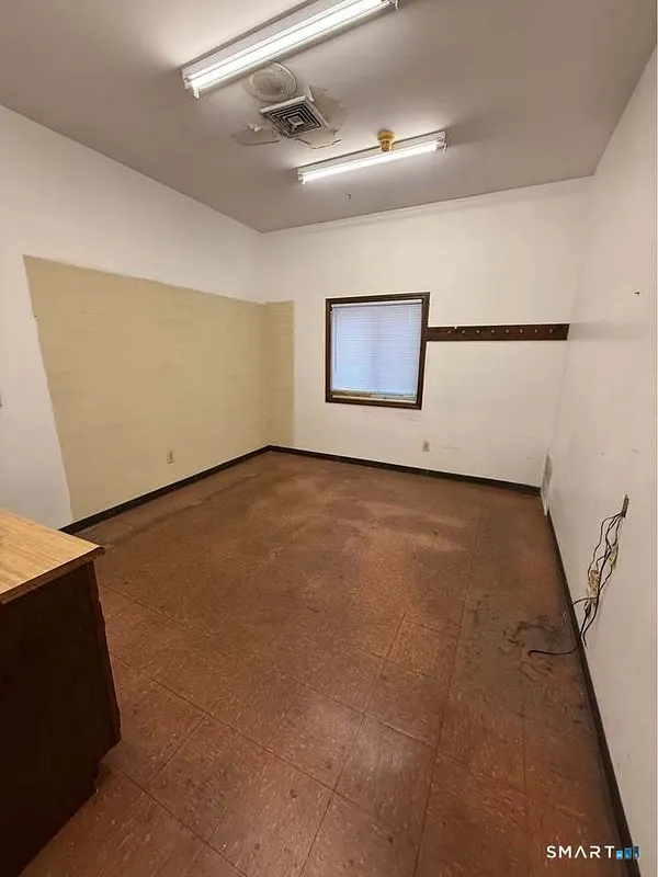 29 Seemans Lane Photo 20