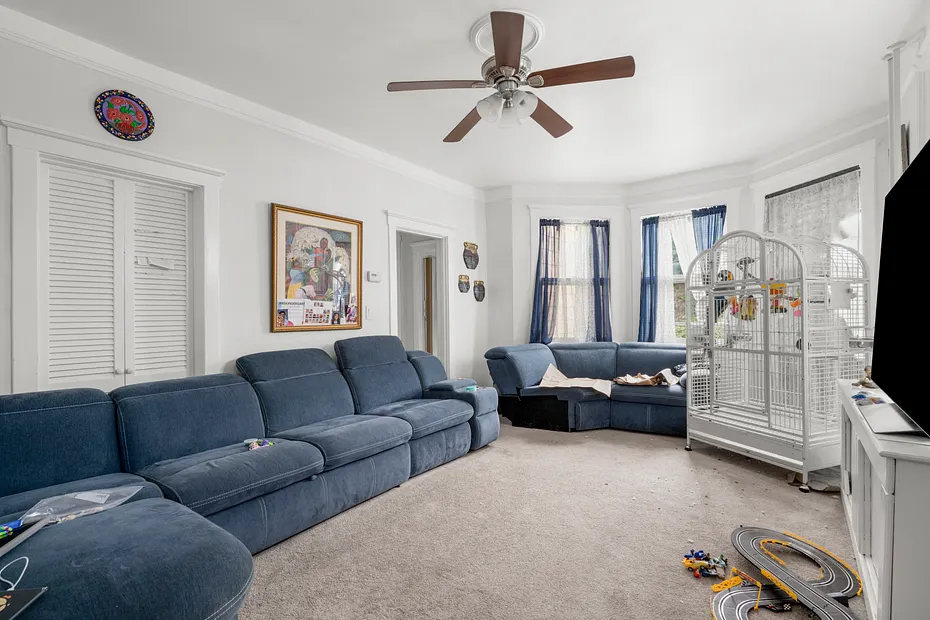 124 Pelham Street Photo 4