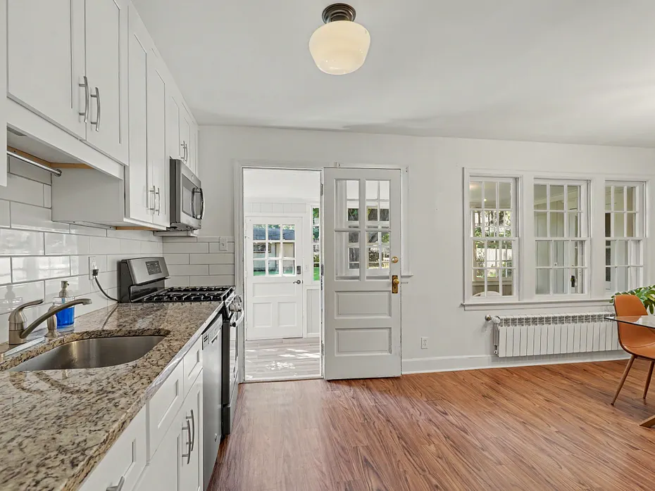 14 Koger Road Photo 7