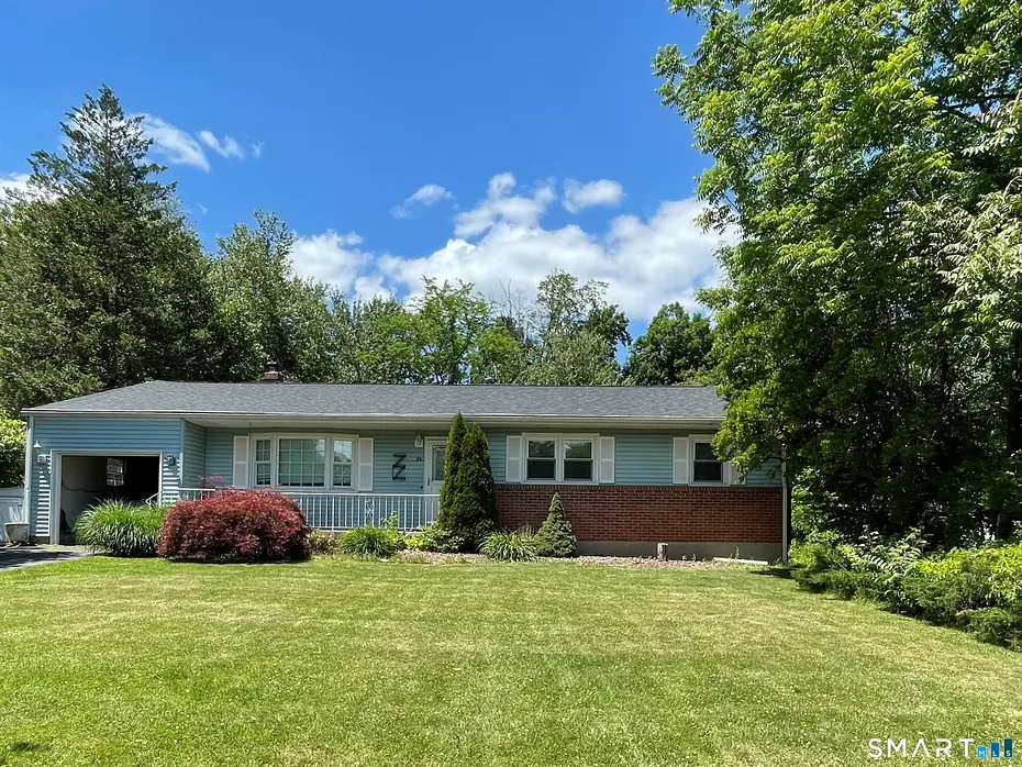 35 Woodmont Road Photo 1