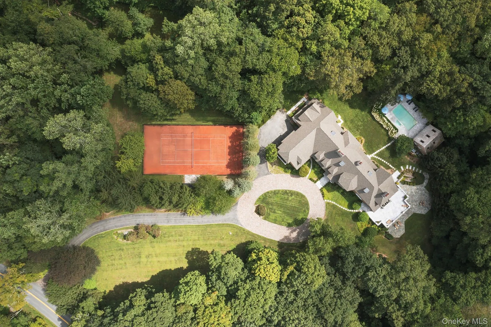 284 W Patent Road Photo 4