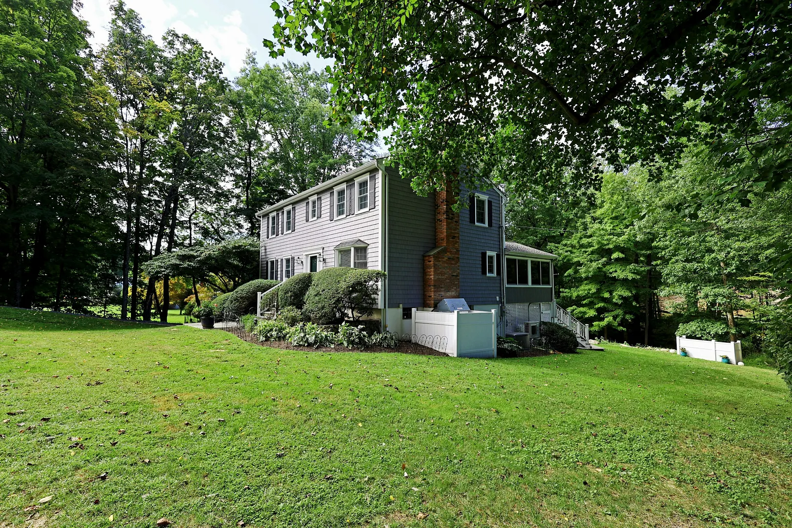 47 Fox Run Road Photo 2