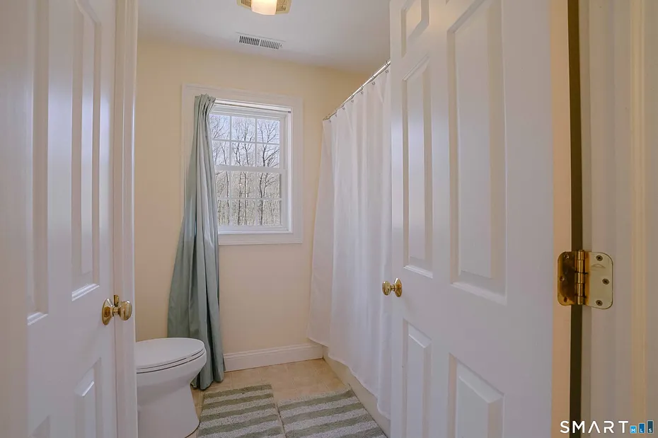 380 Southbury Road Photo 18