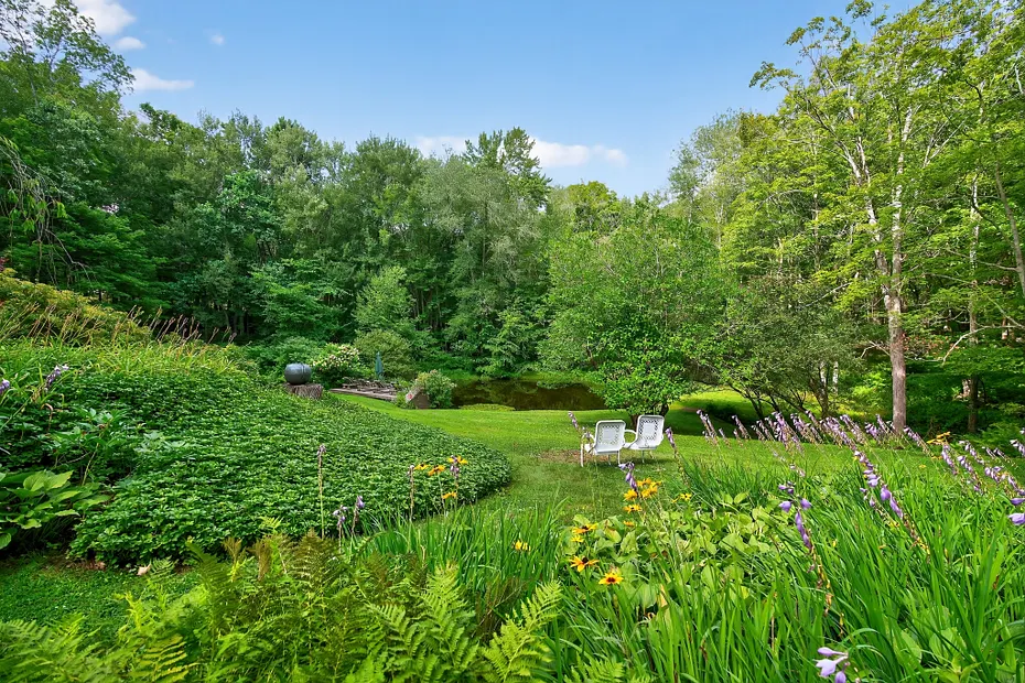 50 Southbury Road Photo 5