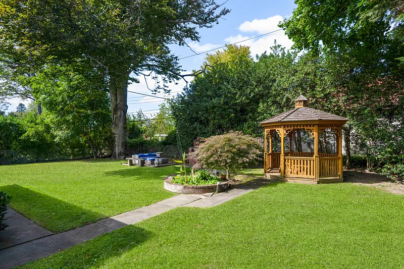 30 Antler Place Photo 37