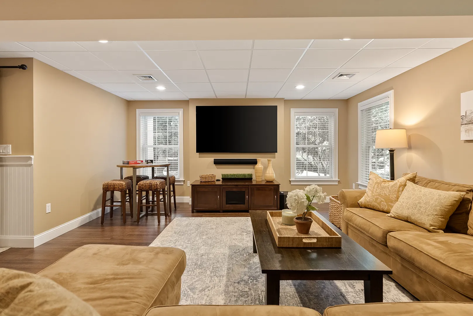 14 Highwood Crossing Photo 30