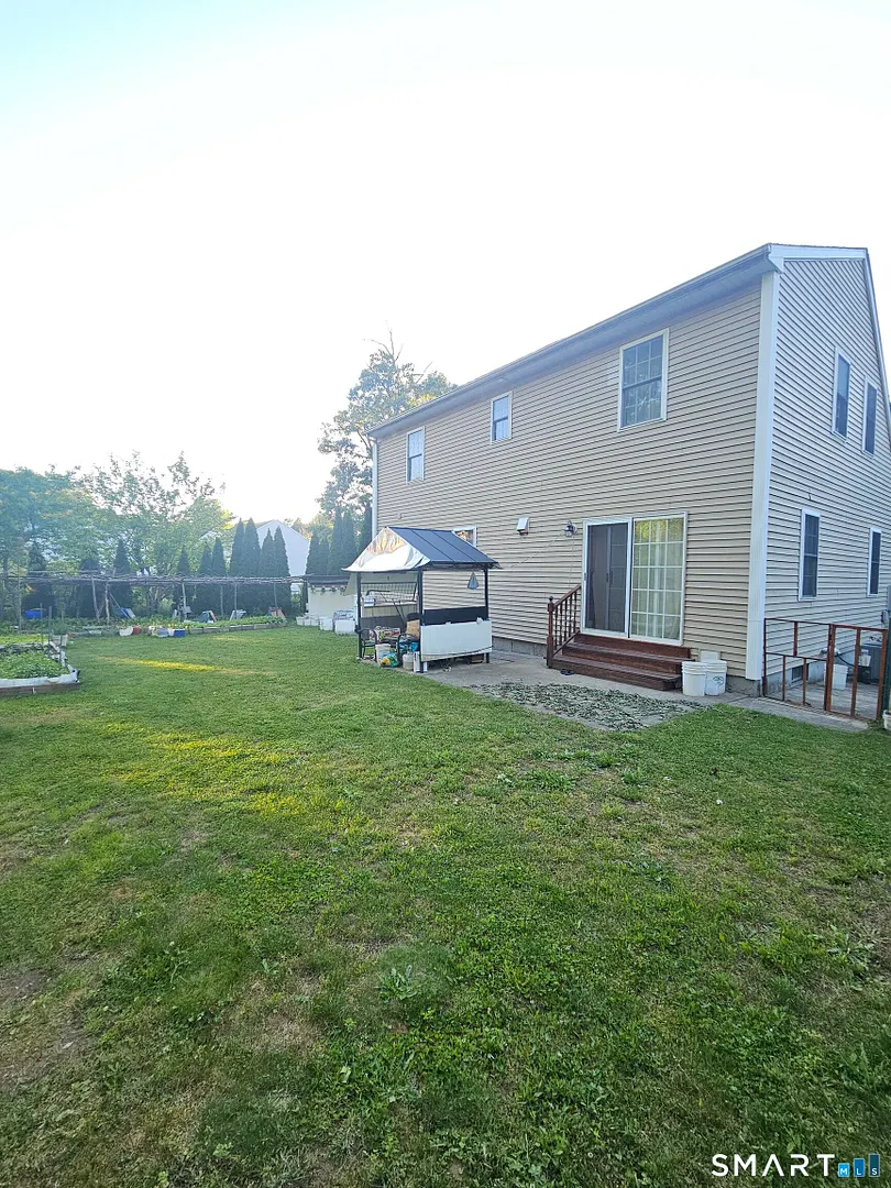 54 Alice Street Photo 34