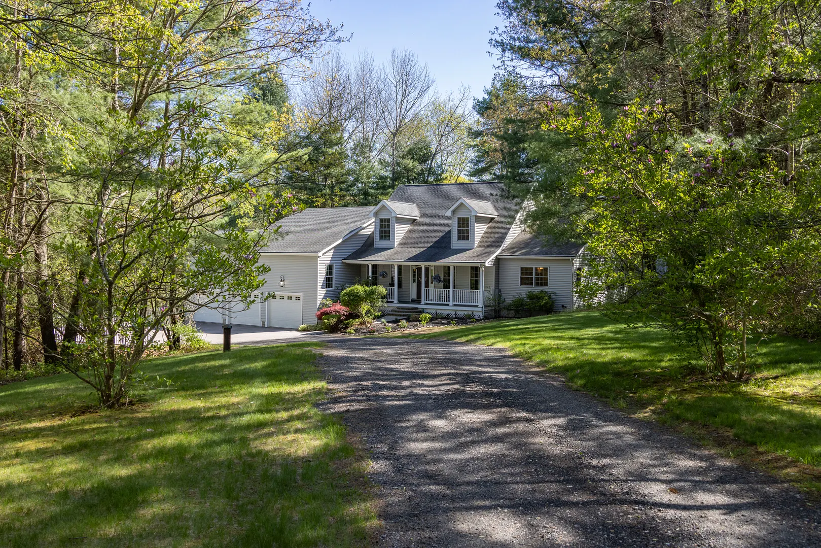 65 Middle Road Photo 2