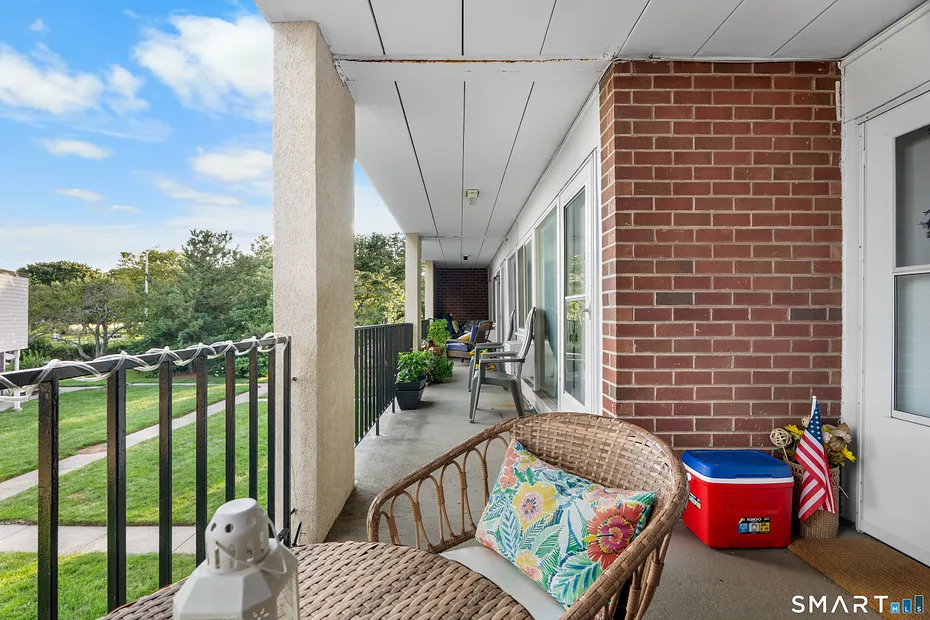 275 West Walk #275 Photo 10