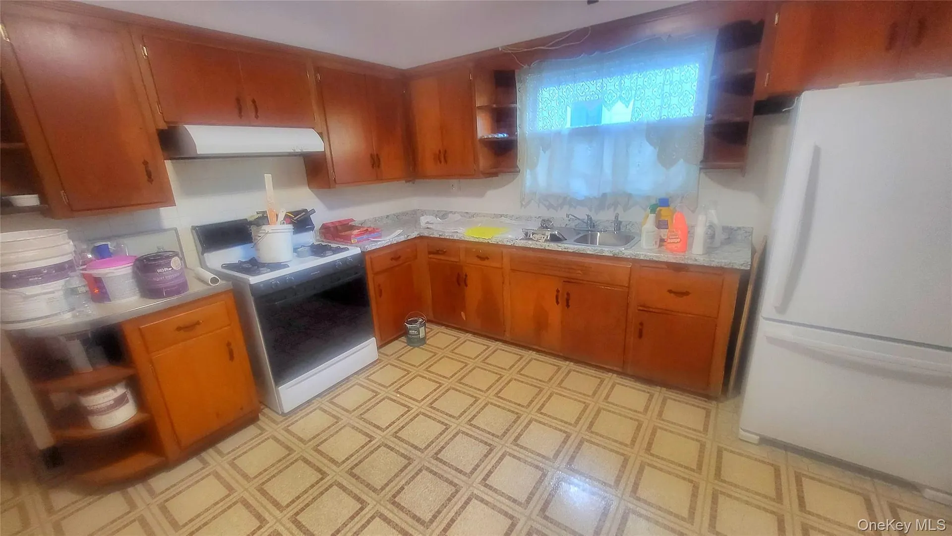 319 Mansion Street  #1 Photo 2