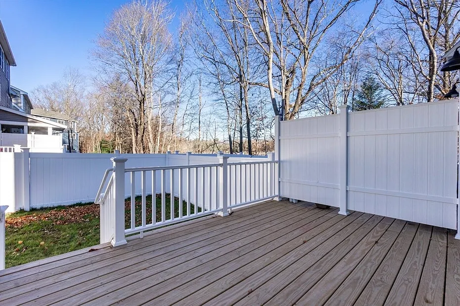 100 Kendall Avenue Photo 37