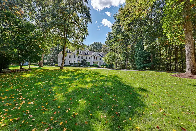 443 Brambley Hedge Circle Photo 2
