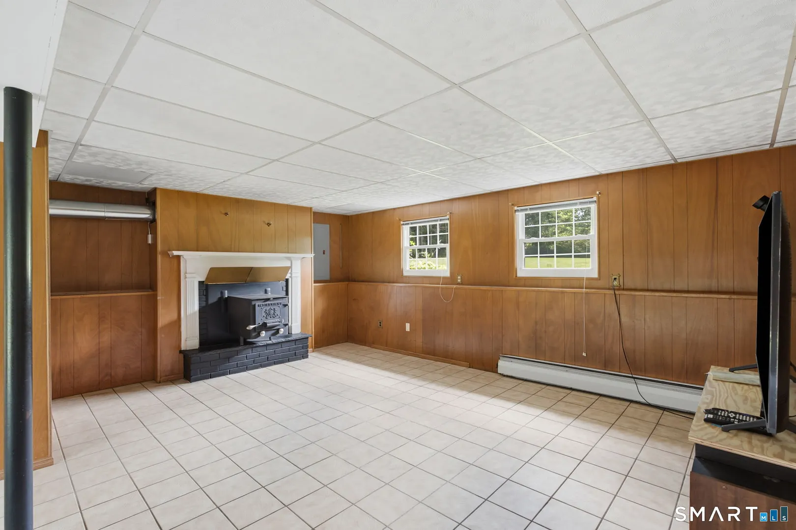 385 Cotton Hill Road Photo 20