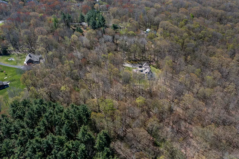 72 Hickory Hill Road Photo 27