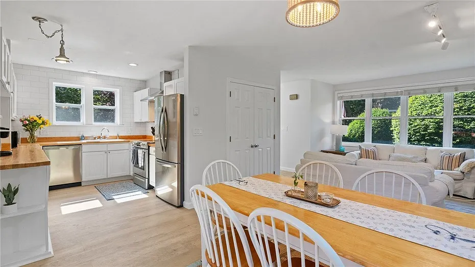 152 Tuckerman Avenue  #7 Photo 11